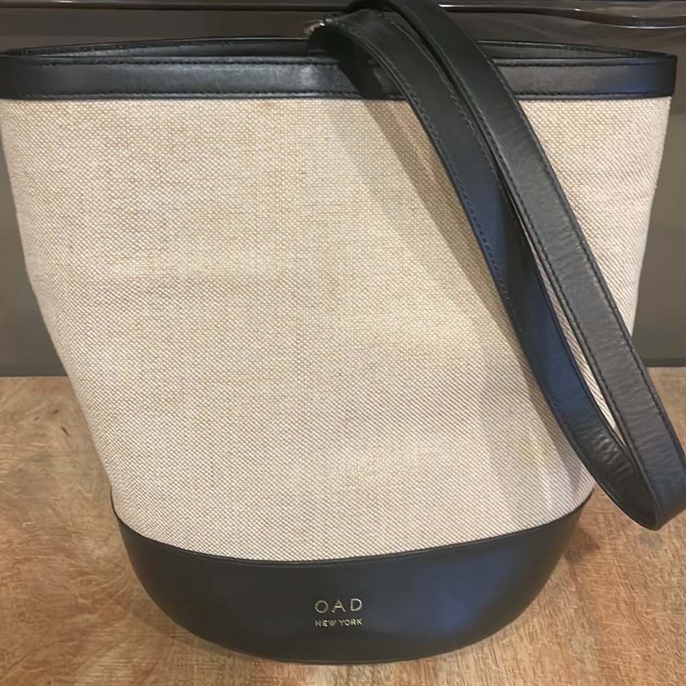 OAD bucket bag